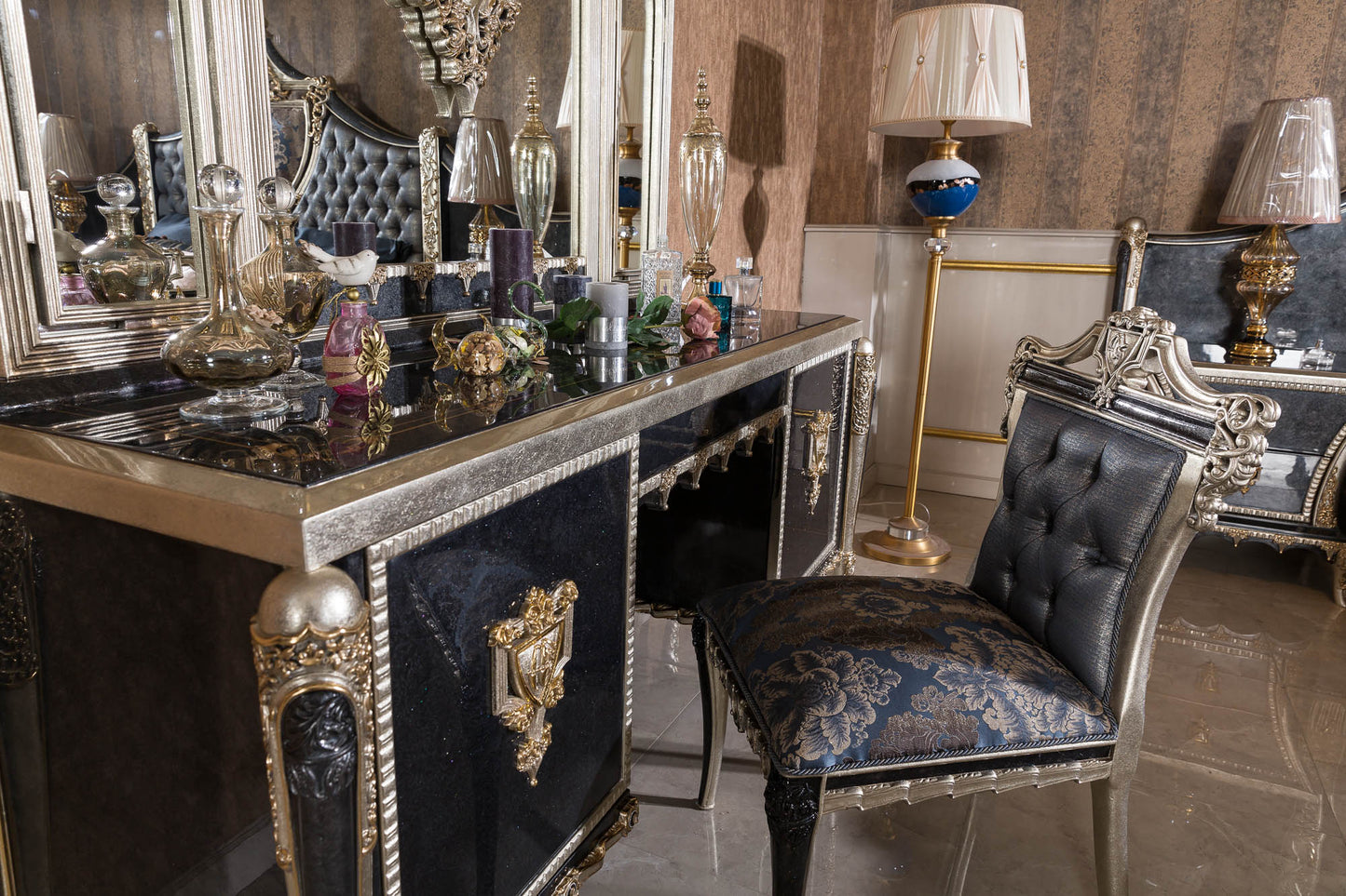 Lenvora Bedroom Set