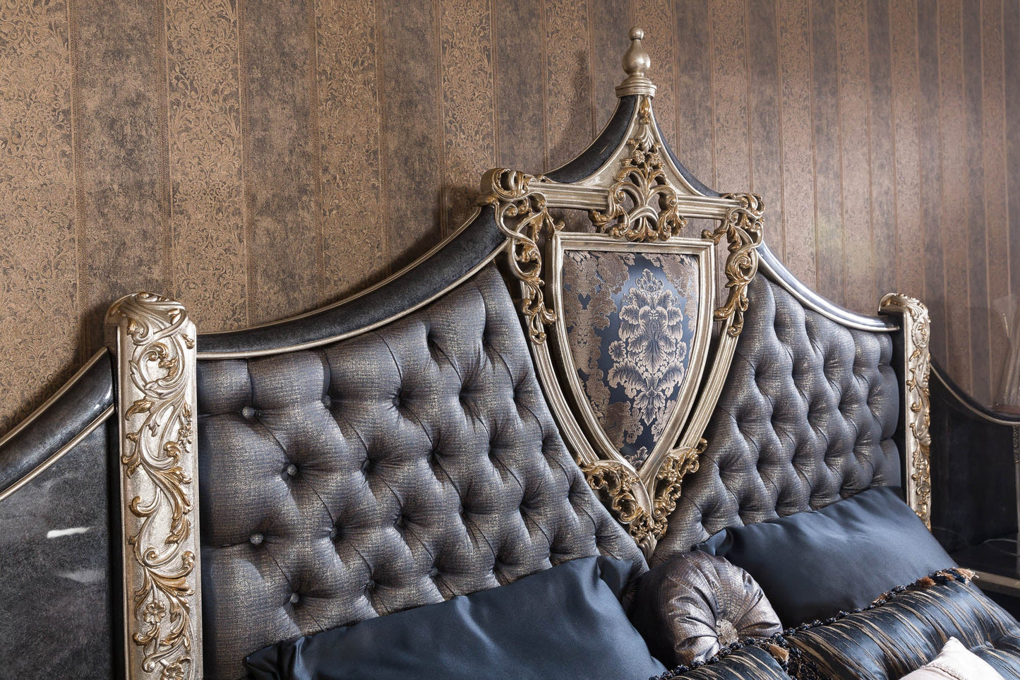 Lenvora Bedroom Set