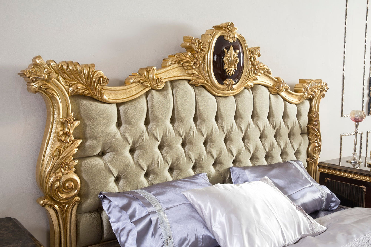 Kenvira Bedroom Set