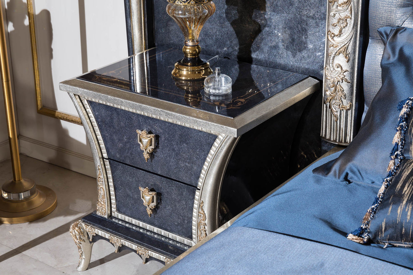 Lenvora Bedroom Set