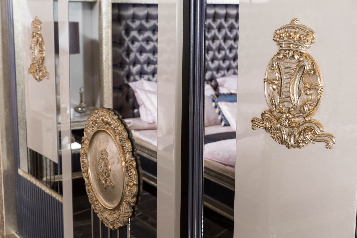 Menvora  Bedroom Set