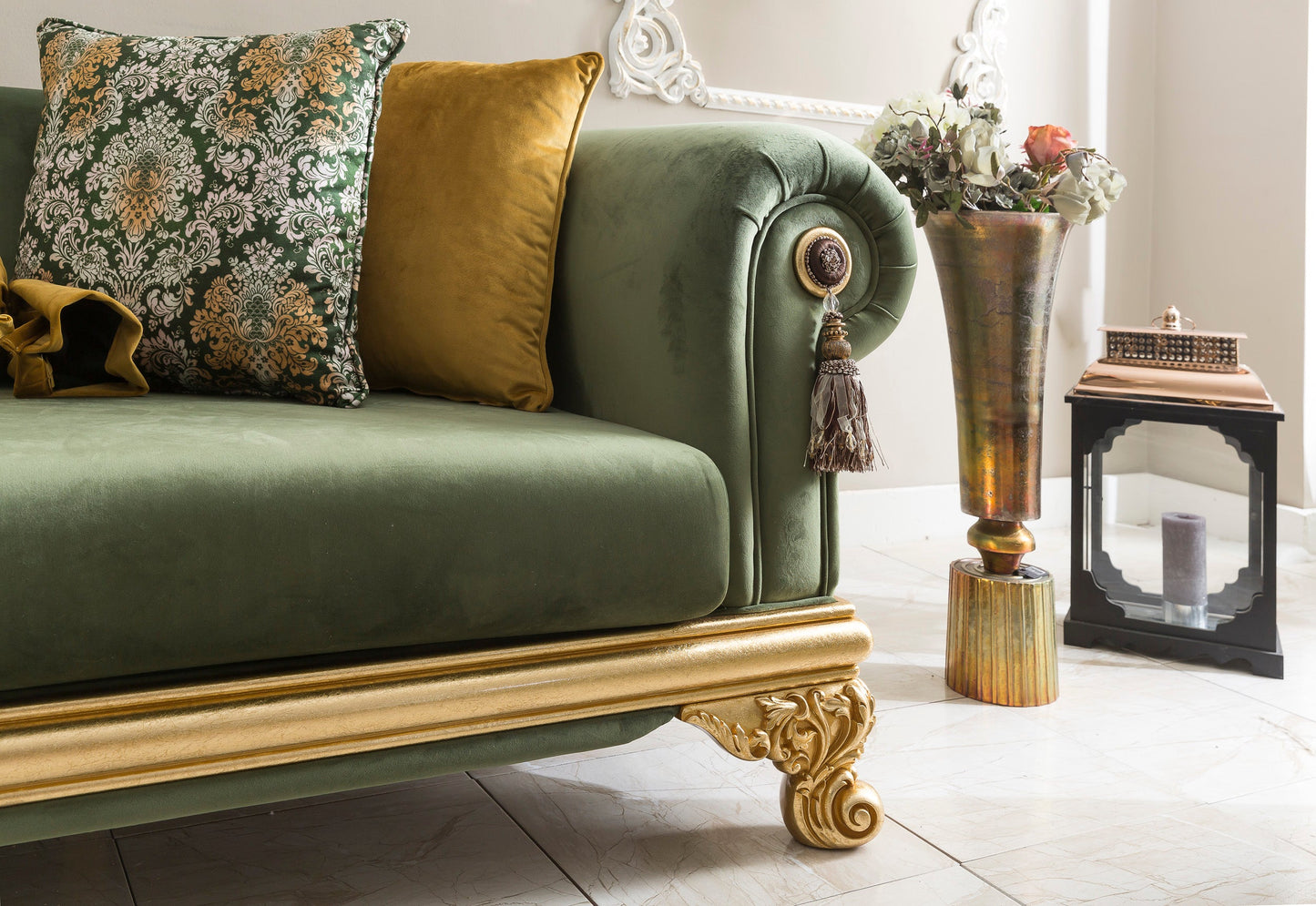 Emonia  Sofa Set