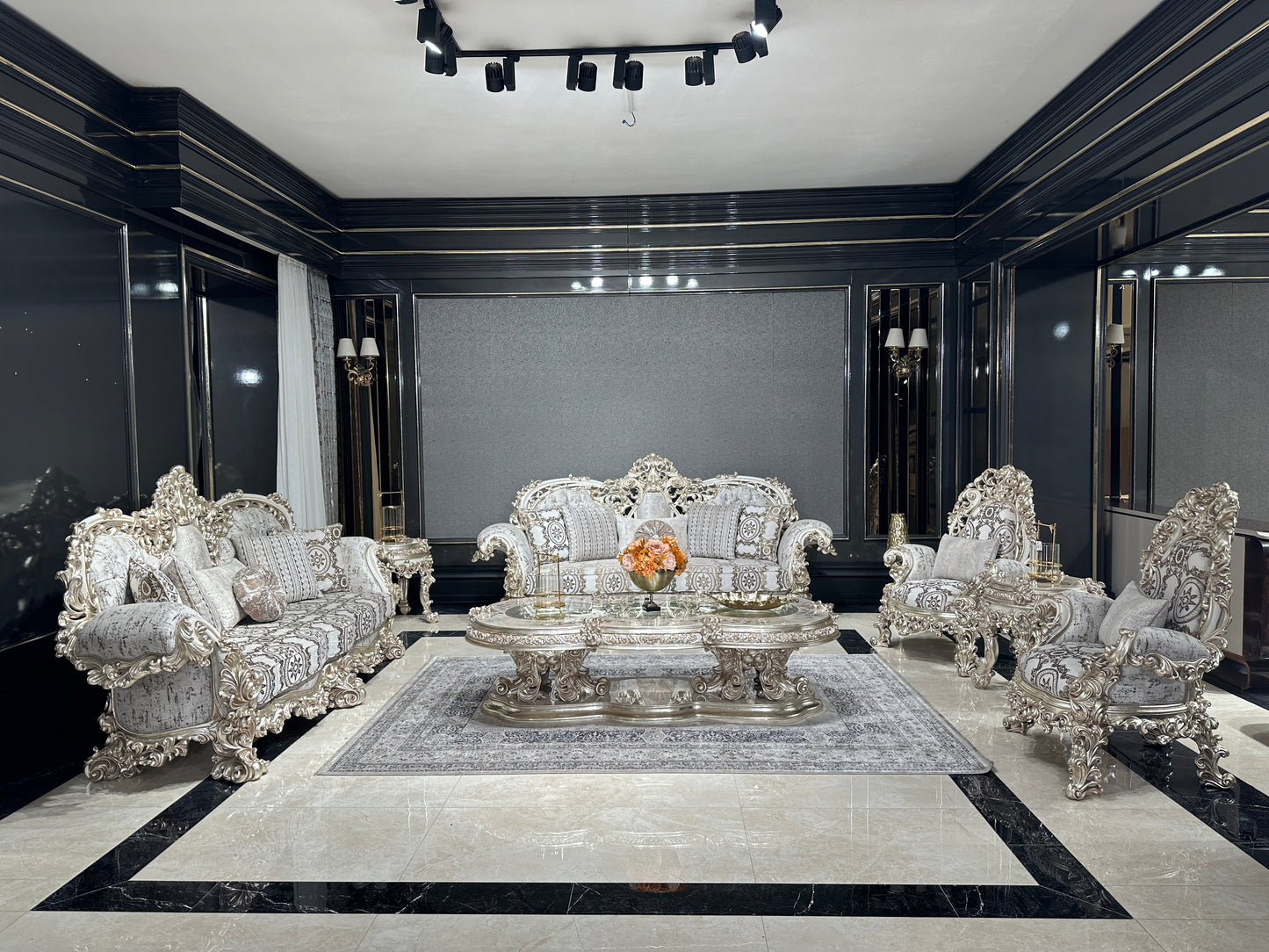 Grandeur Sofa Set