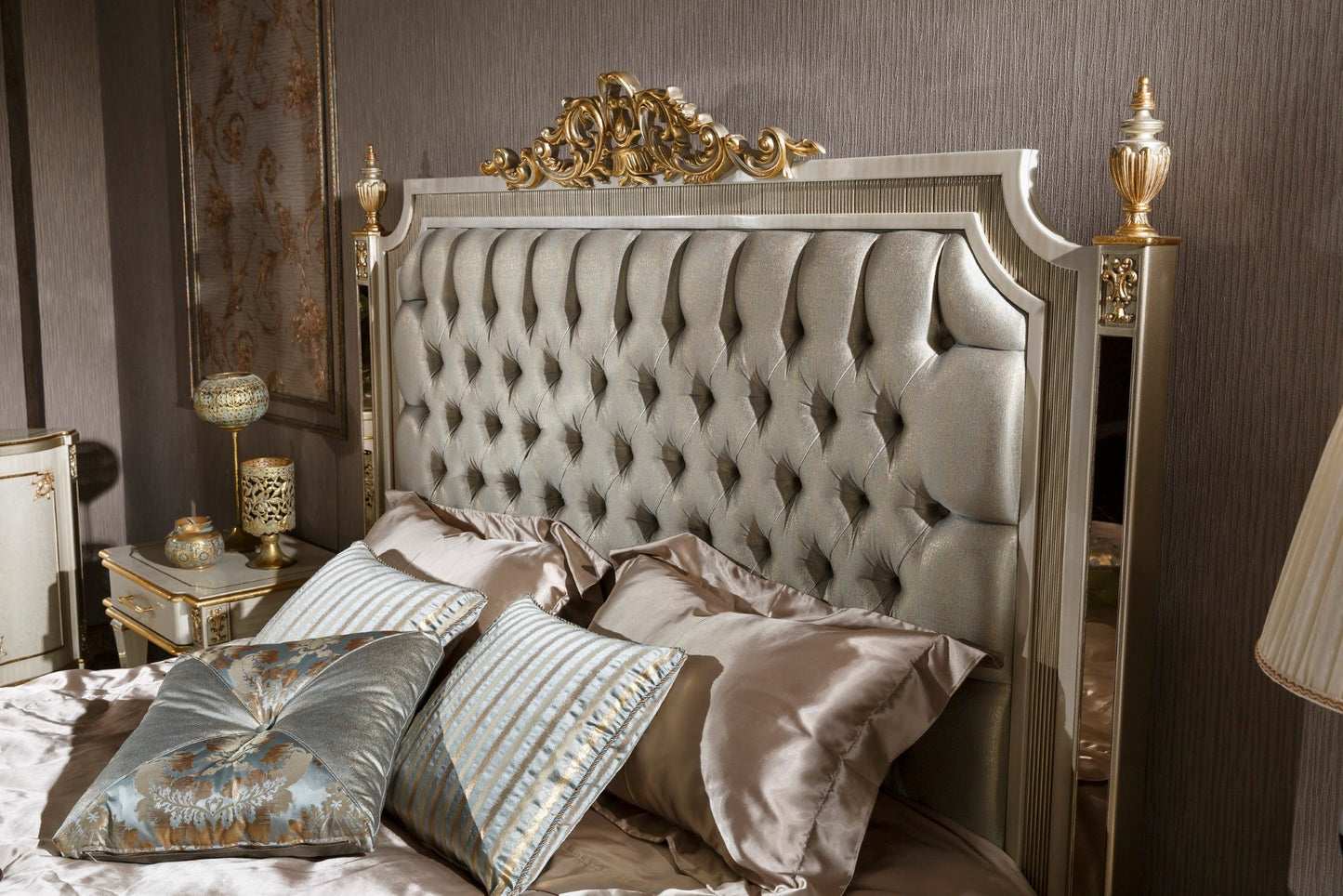 Larina Bedroom Set