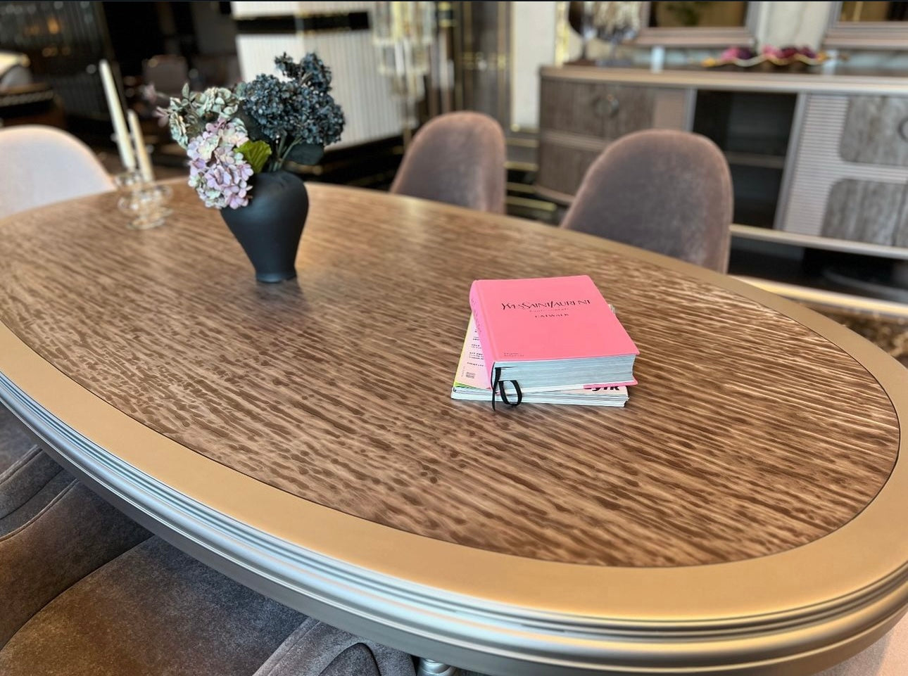 Avossa Gray Dining Room Set