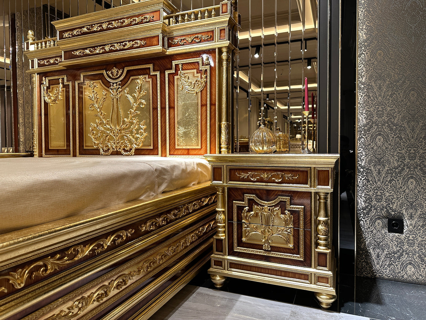 Ivoris Bedroom Set
