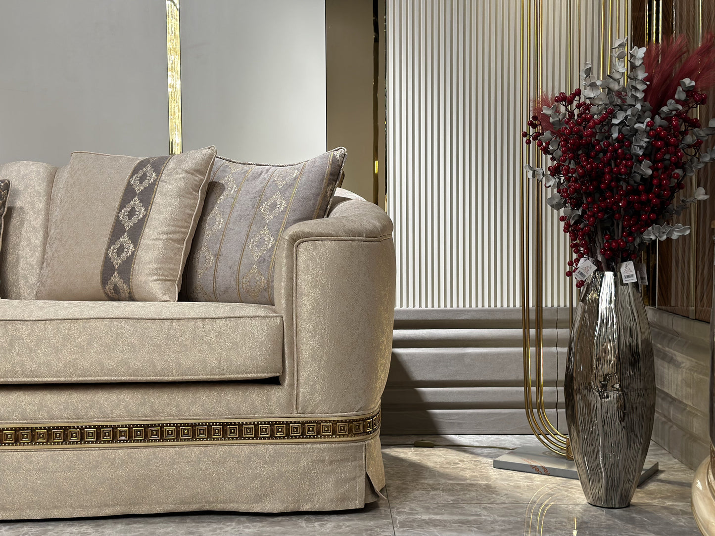 Brivana Sofa Set