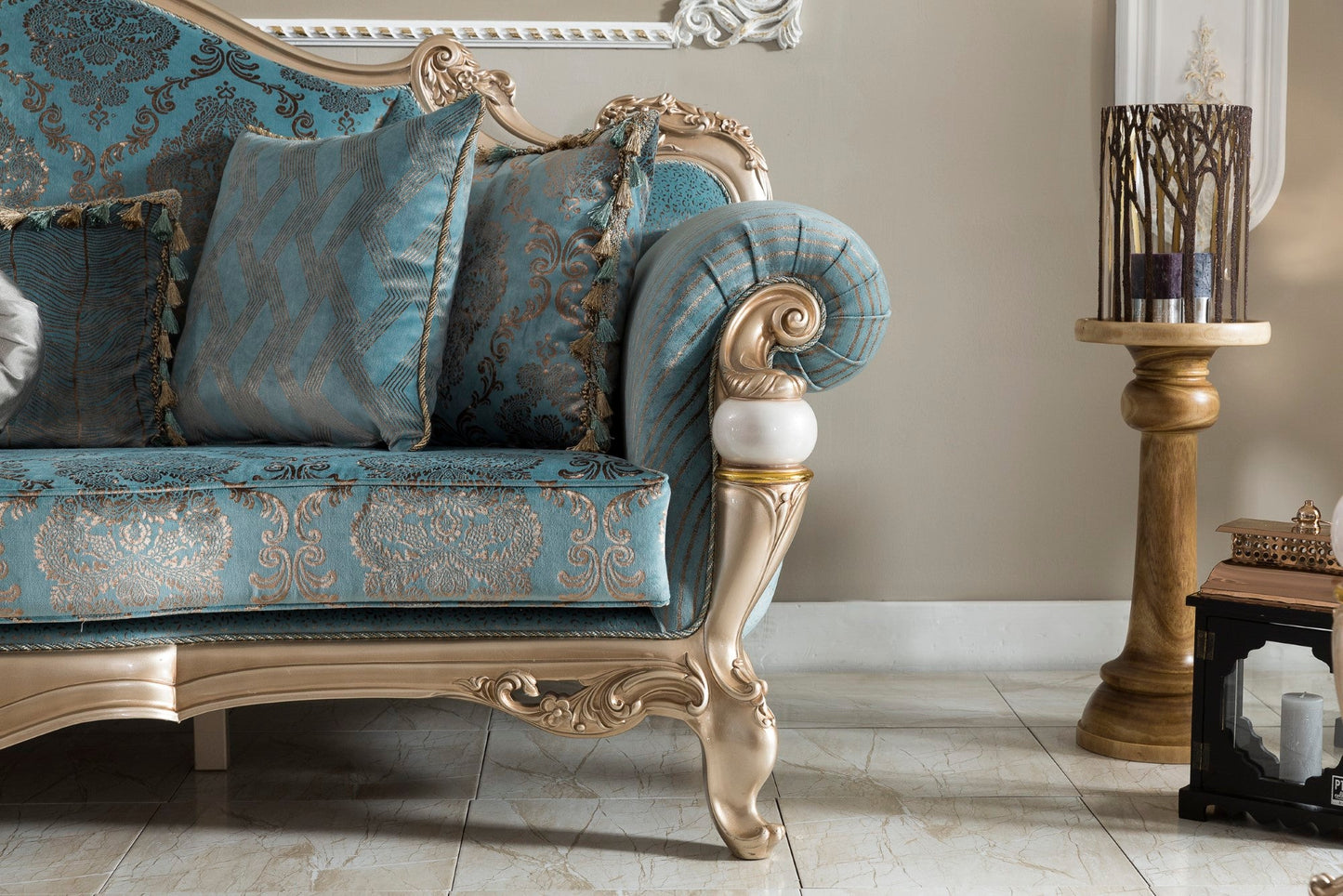 Corvella Sofa Set