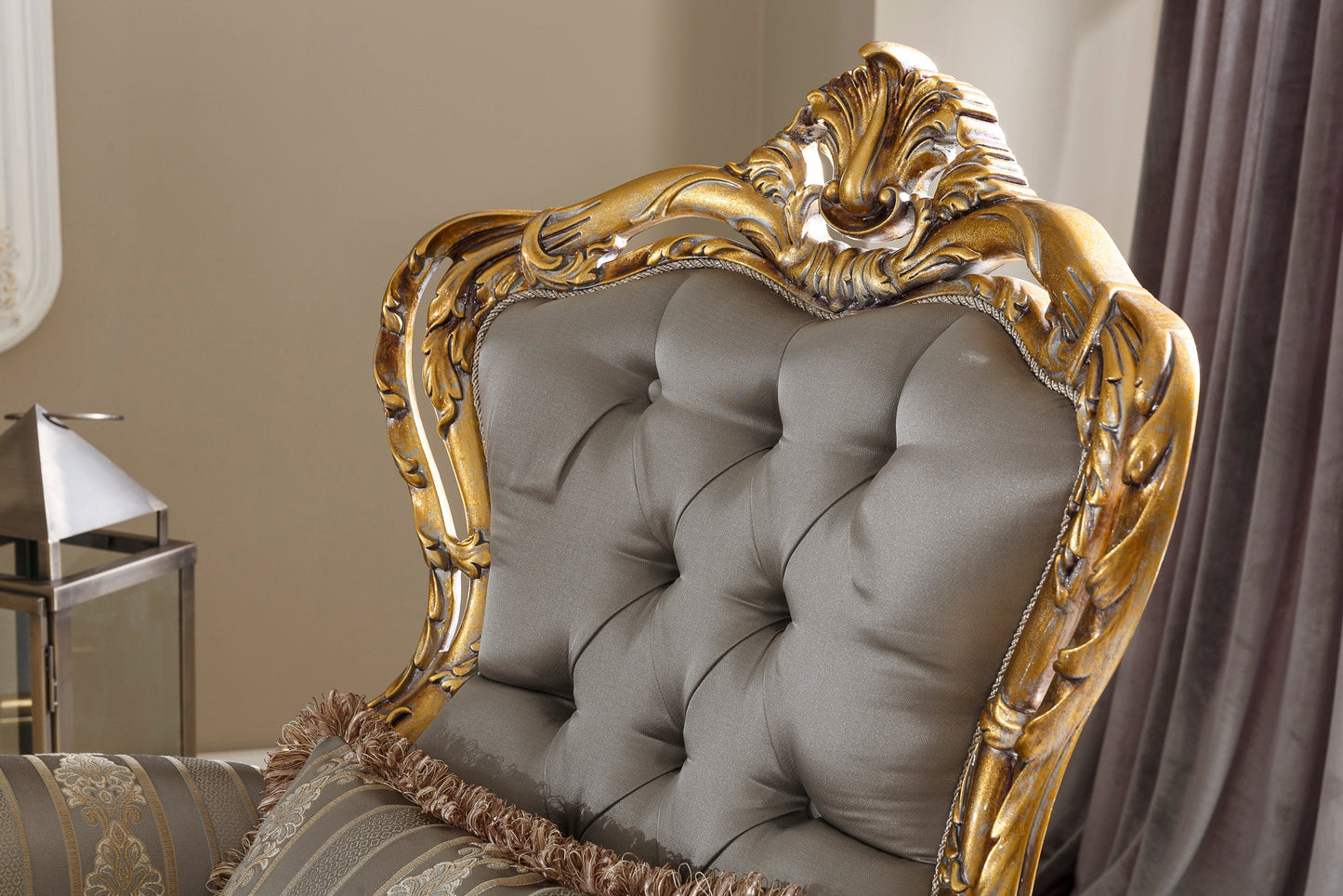 Avirel Sofa Set