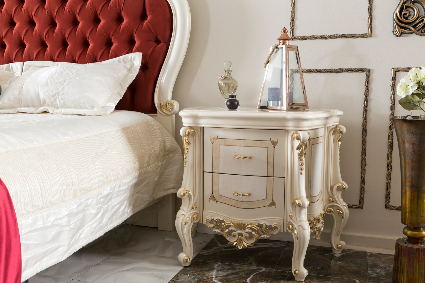 Karvion Bedroom Set