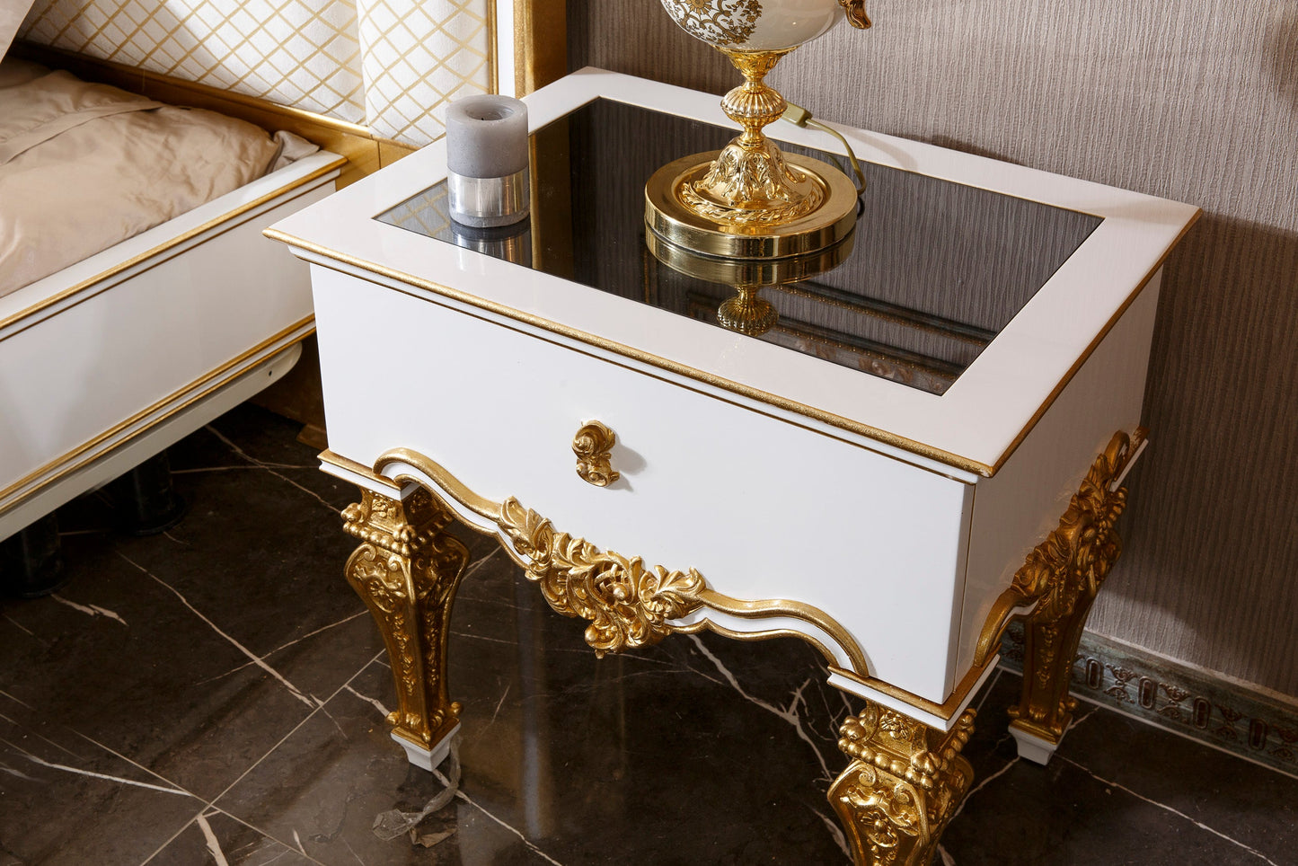 Kervessa Bedroom Set