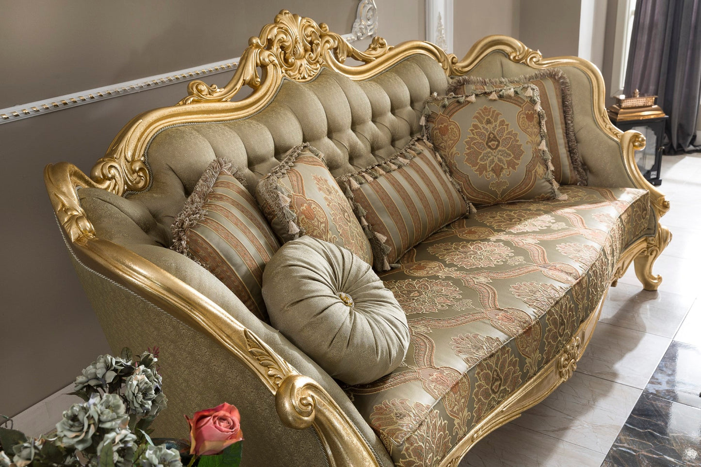 Dravena Sofa Set