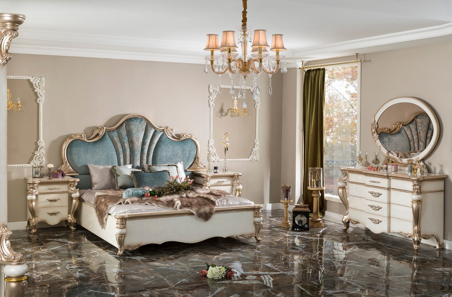 Lavelis Bedroom Set