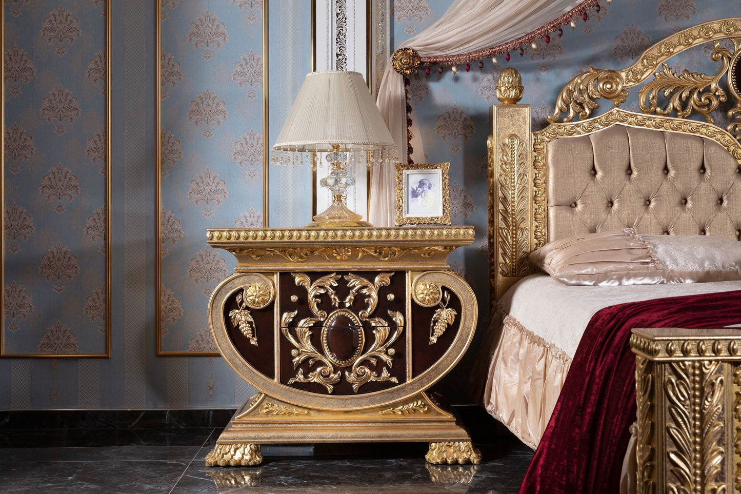 Noralis Bedroom Set