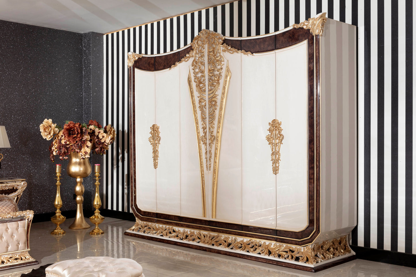 Lirvona Bedroom Set