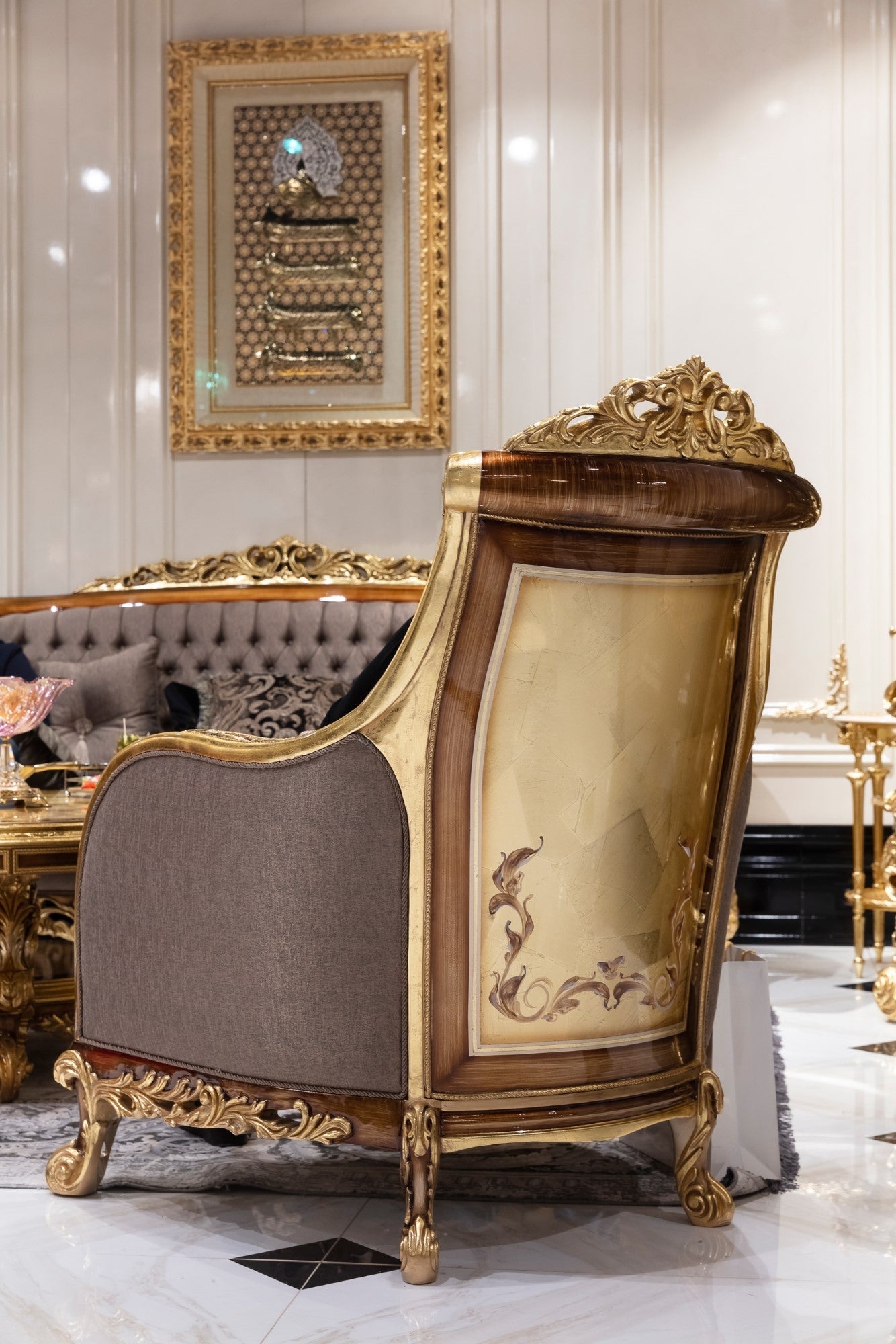 Baresso Sofa Set