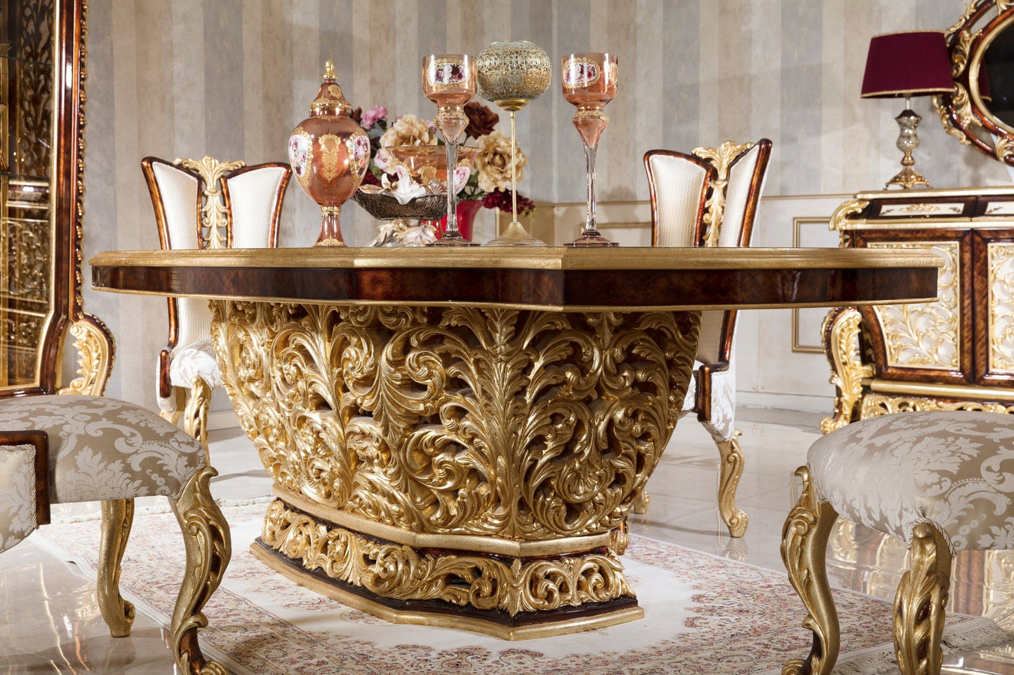 Alvera Dining Room Set