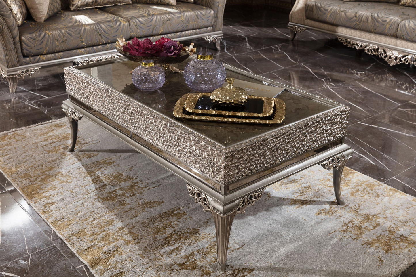Davella Sofa Set