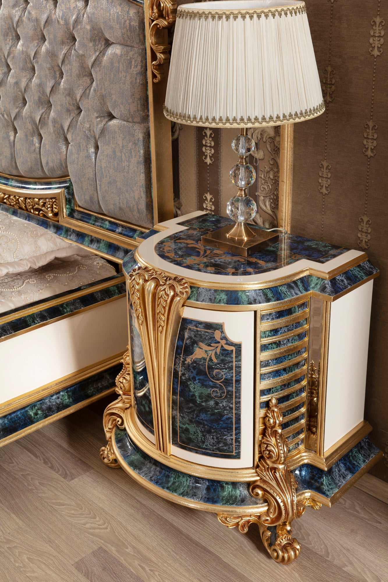 Poralis Bedroom Set