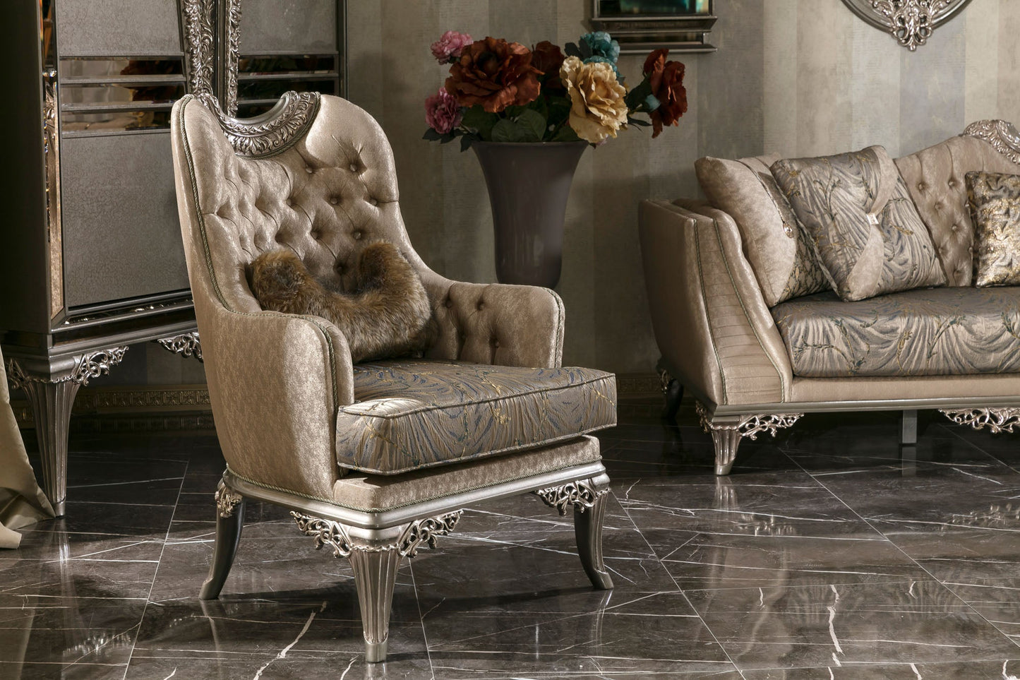 Davella Sofa Set