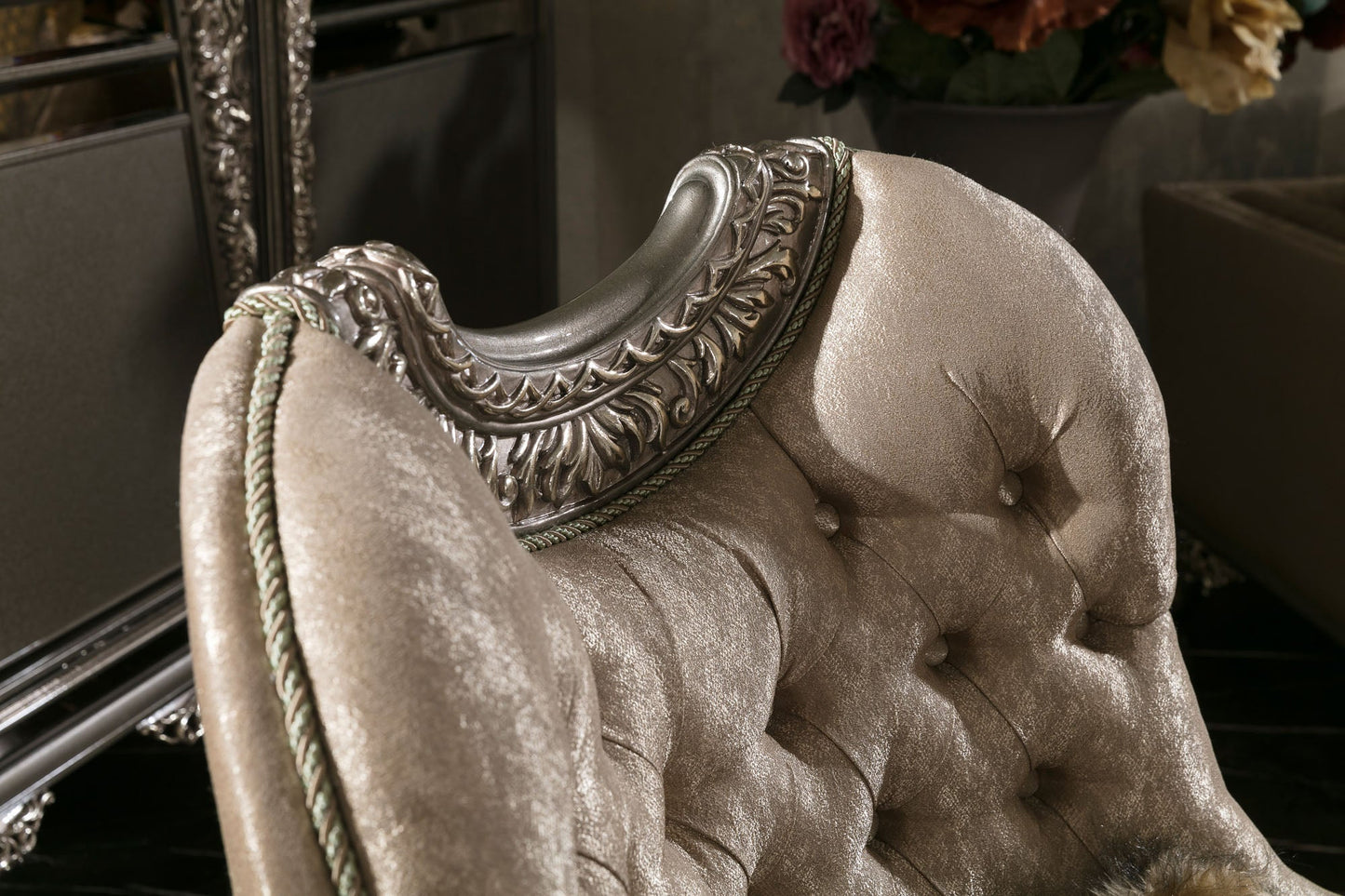 Davella Sofa Set