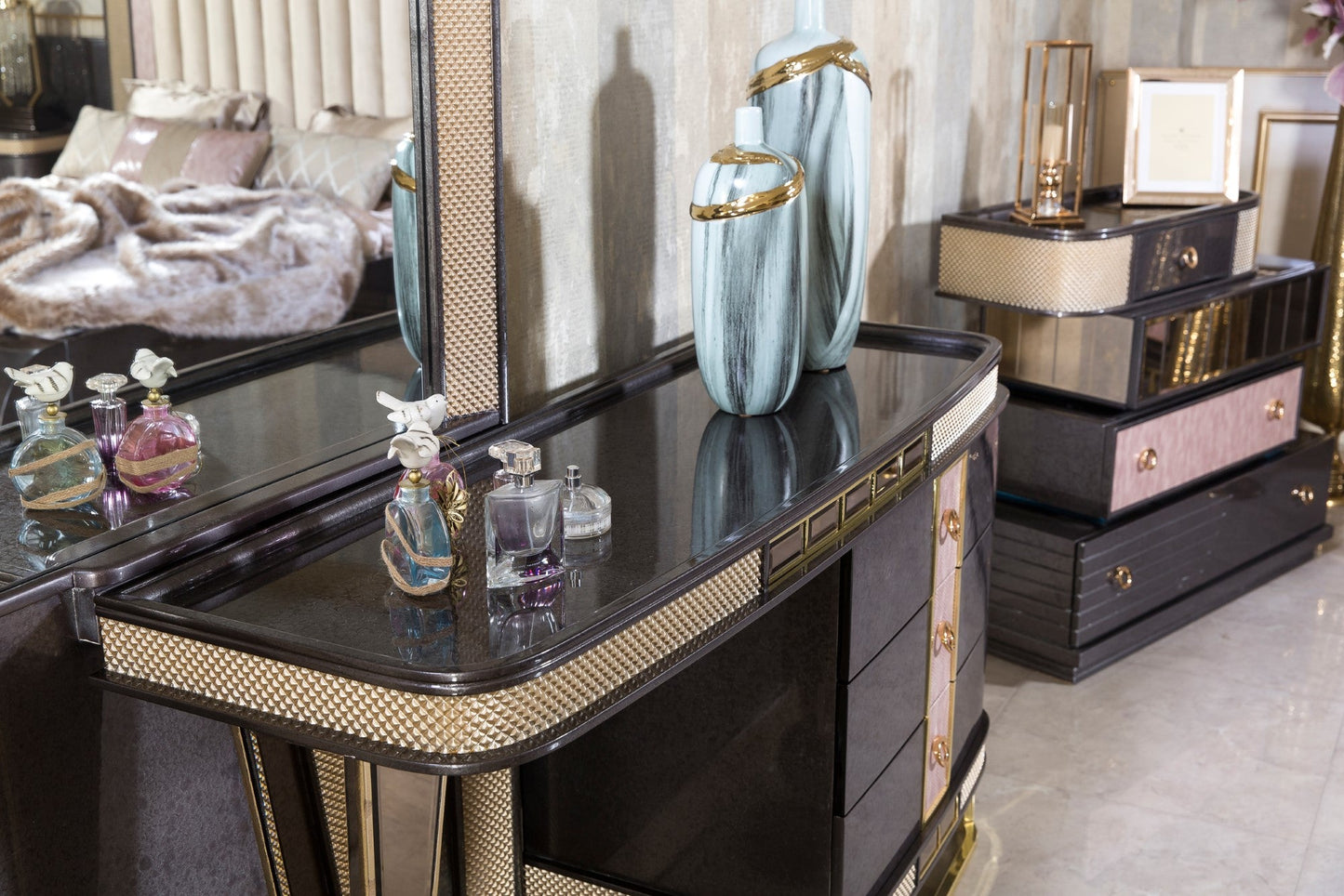 Lormina  Bedroom Set