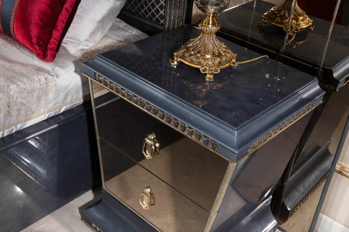 Marnel Bedroom Set