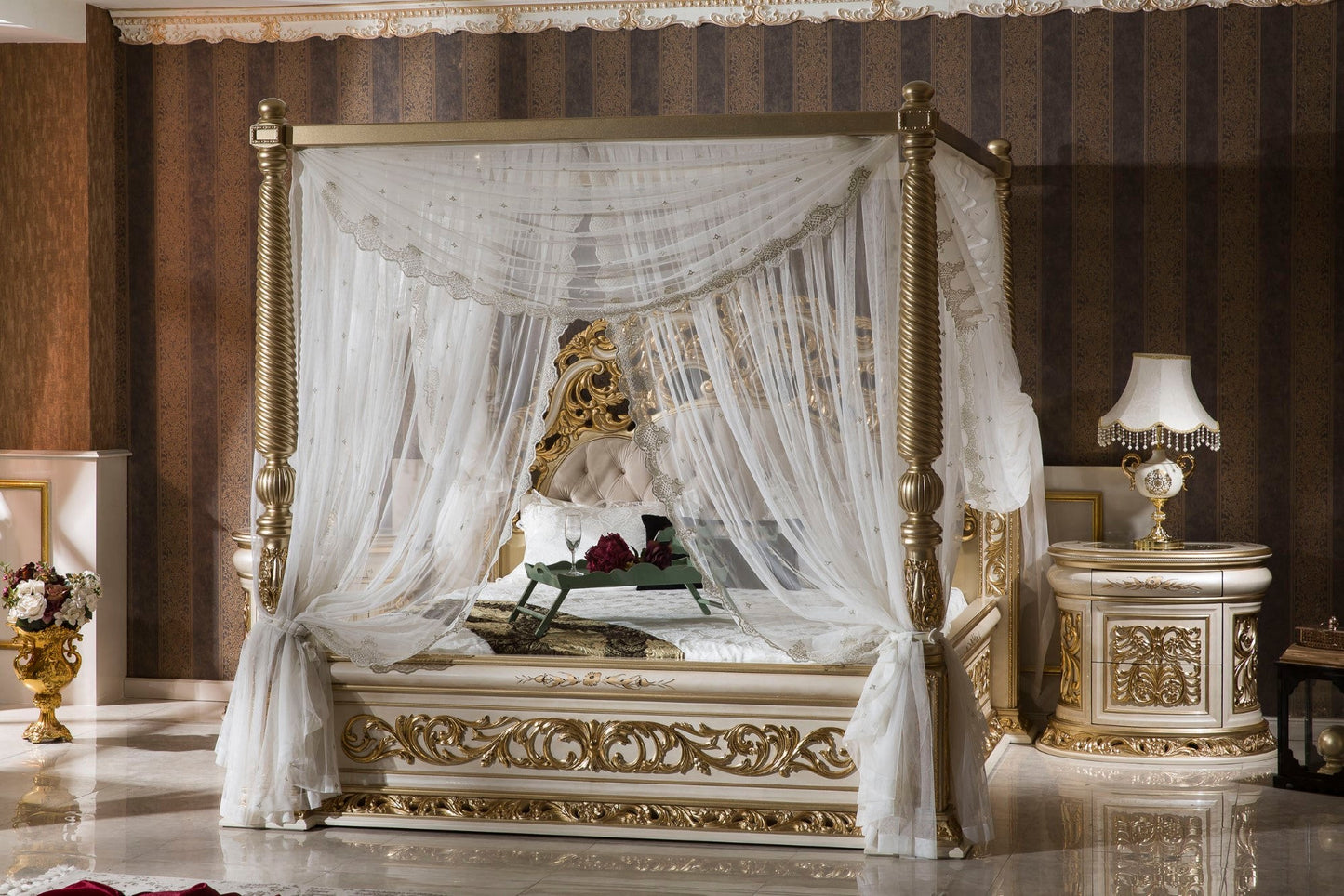 Menvira Bedroom Set