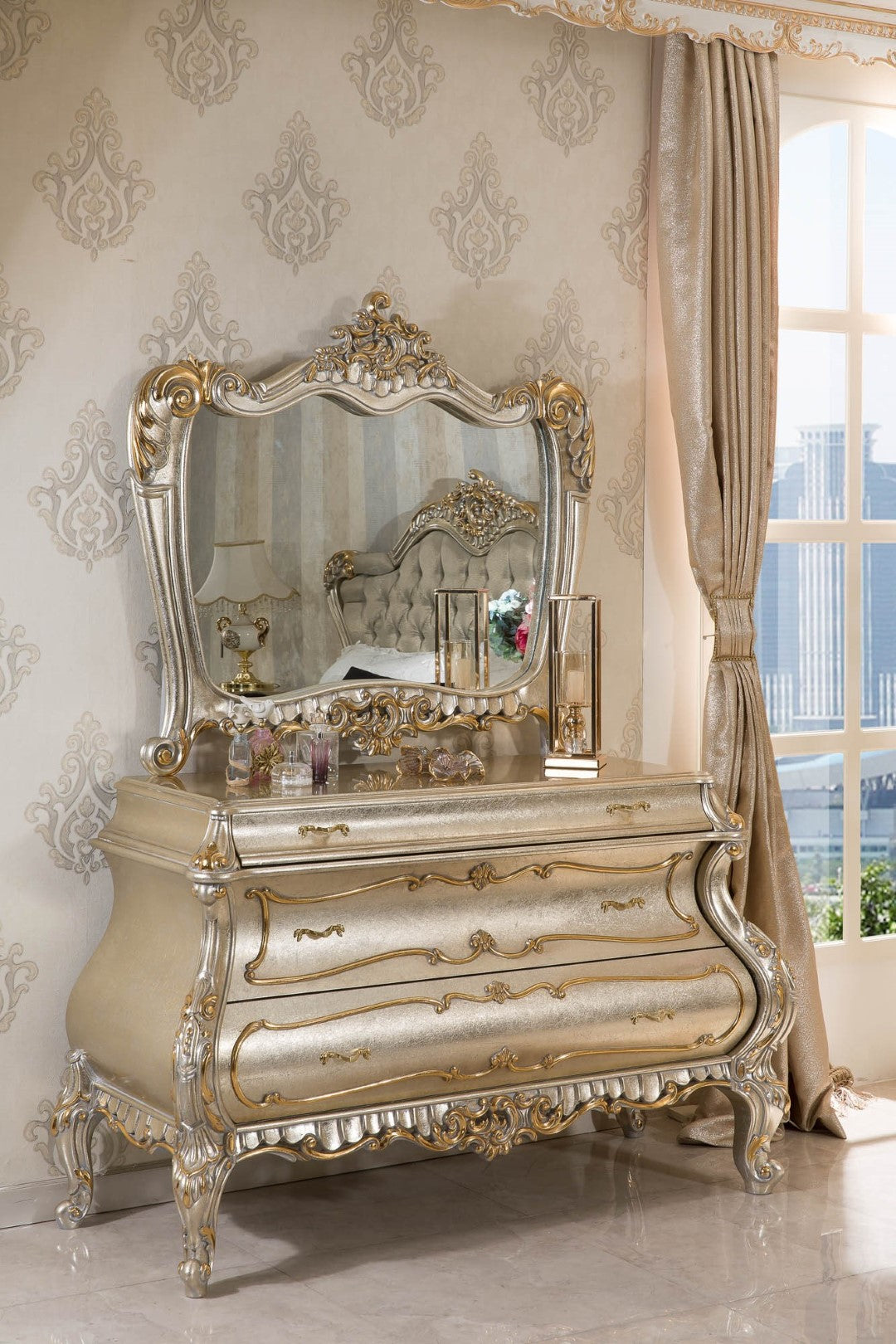 Izelis Bedroom Set