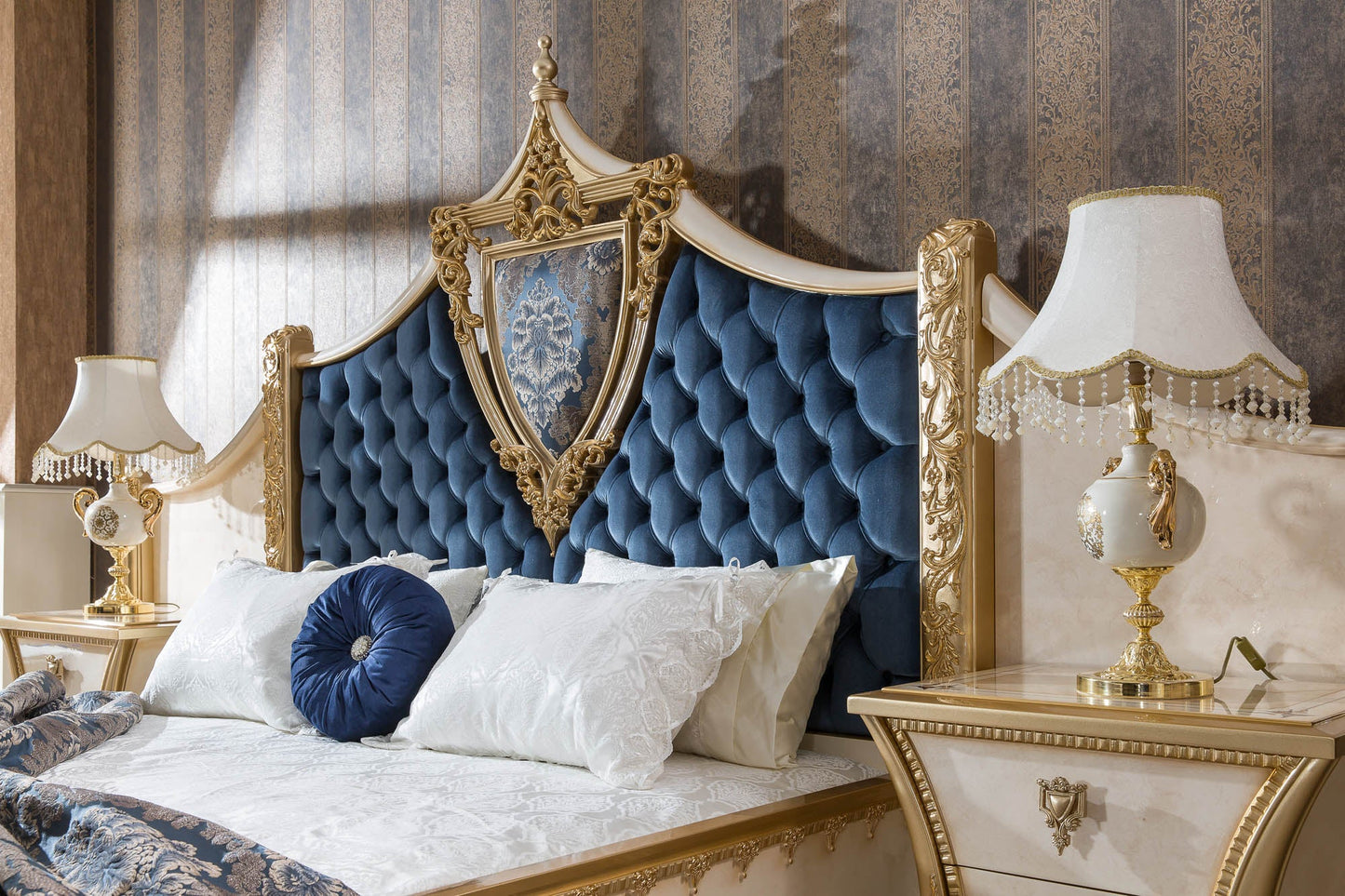 Lenvesaa Bedroom Set