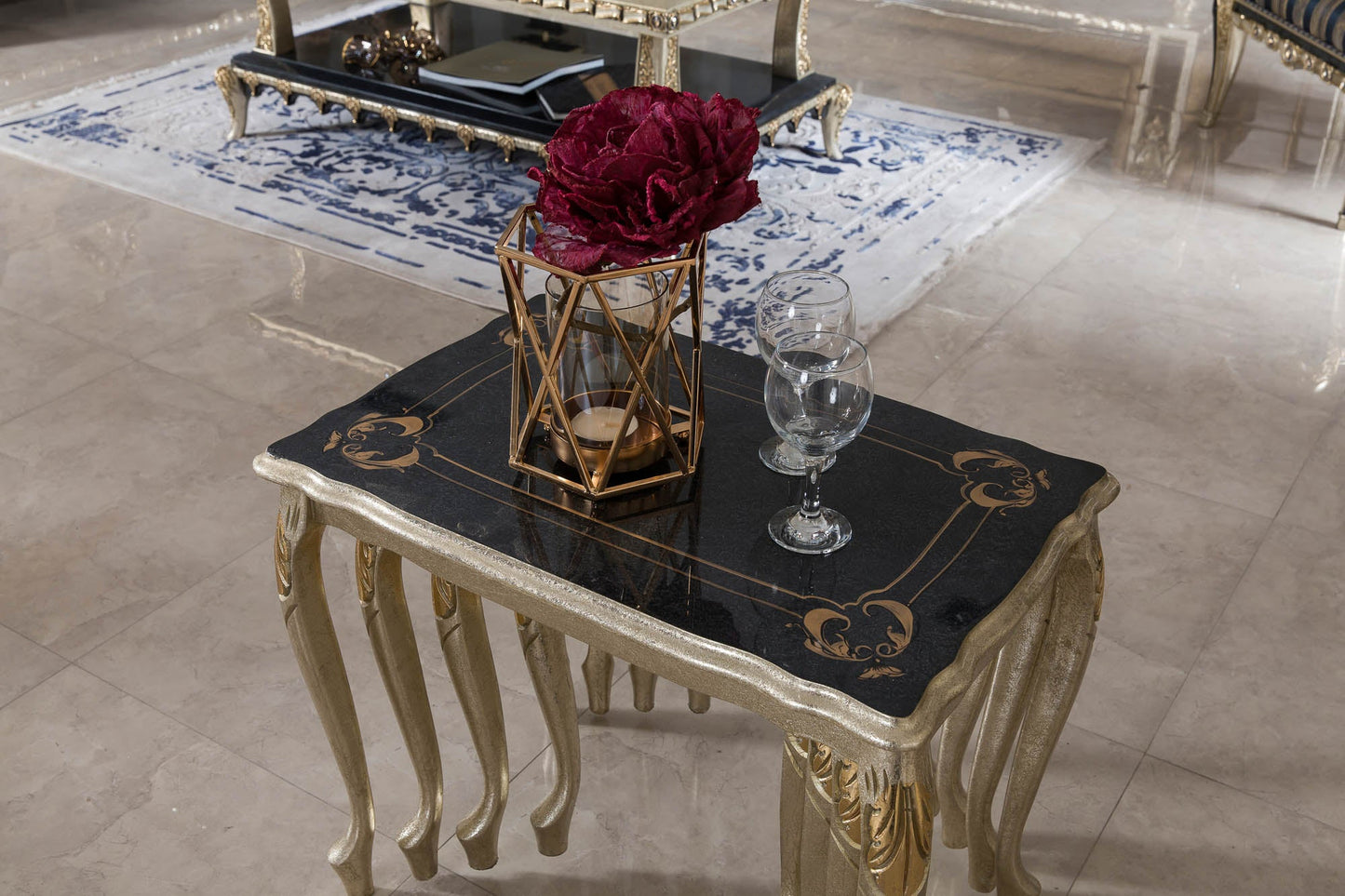 Cormelis Sofa Set