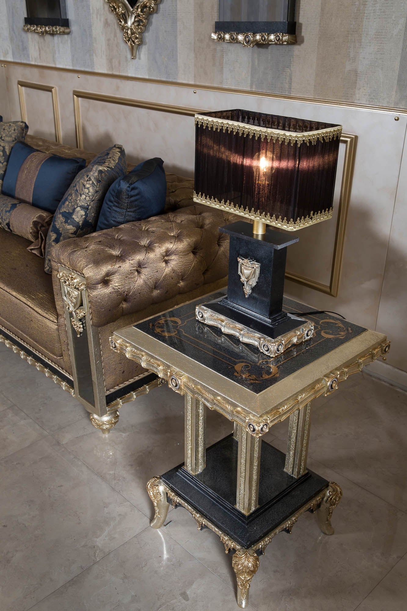 Cormelis Sofa Set