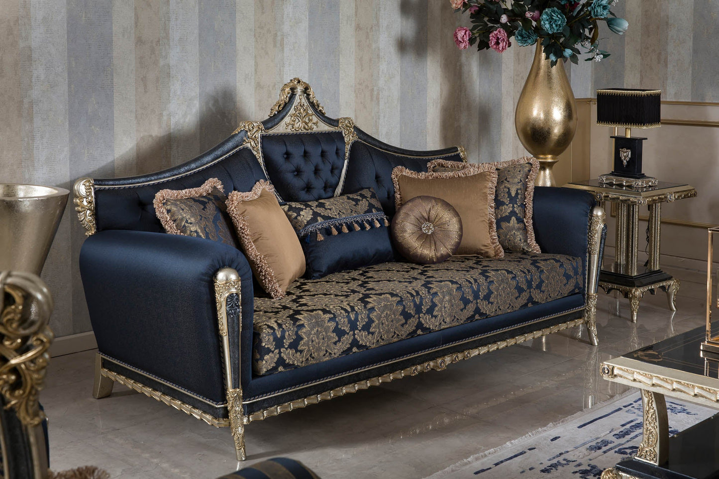 Cormelis Sofa Set