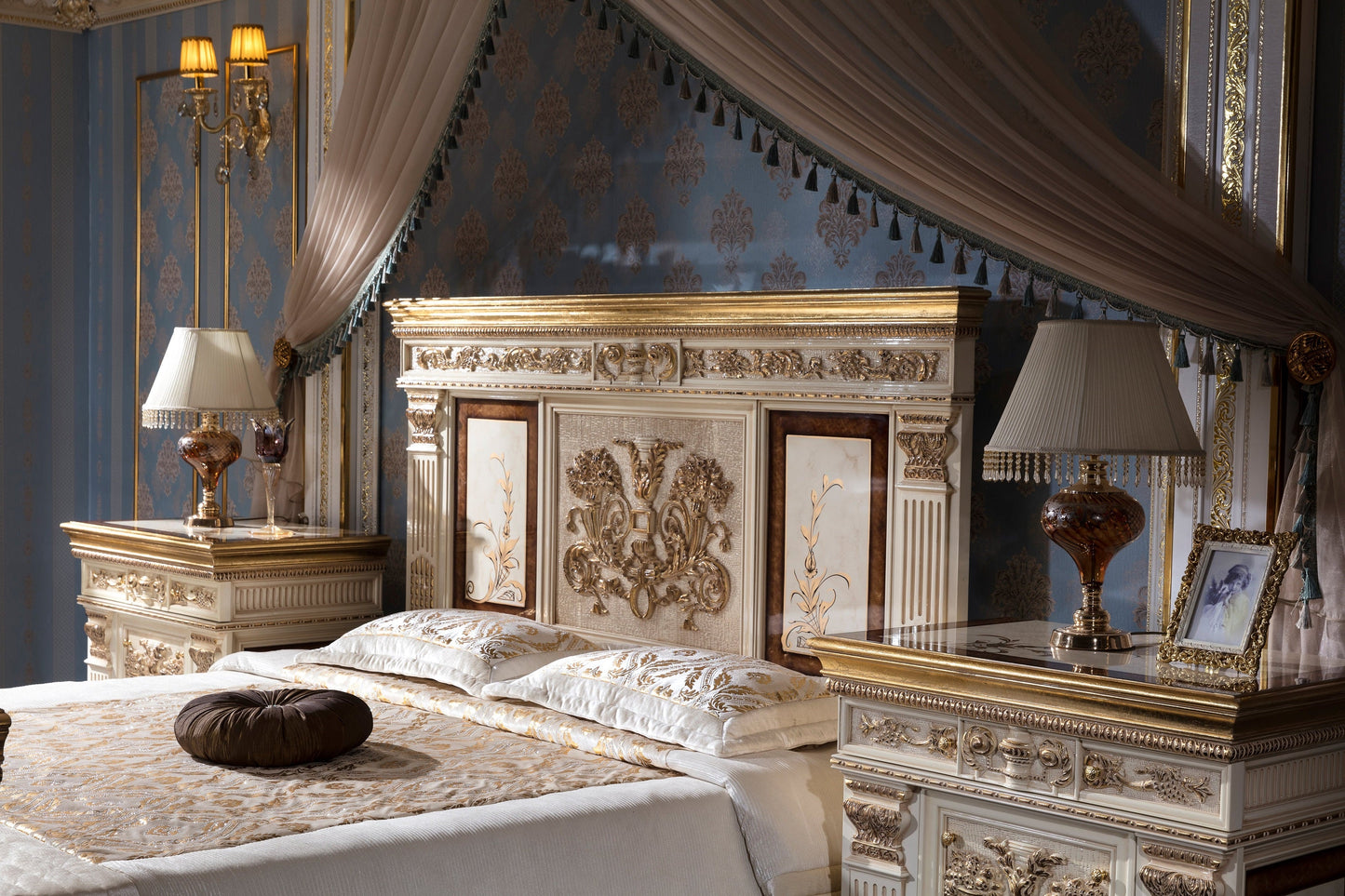 Nervessa Bedroom Set