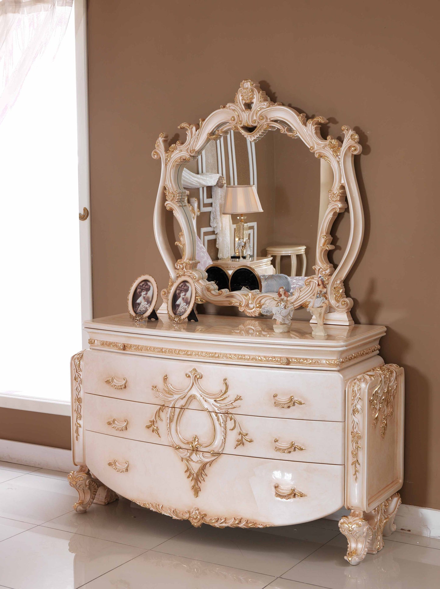Moralis Bedroom Set