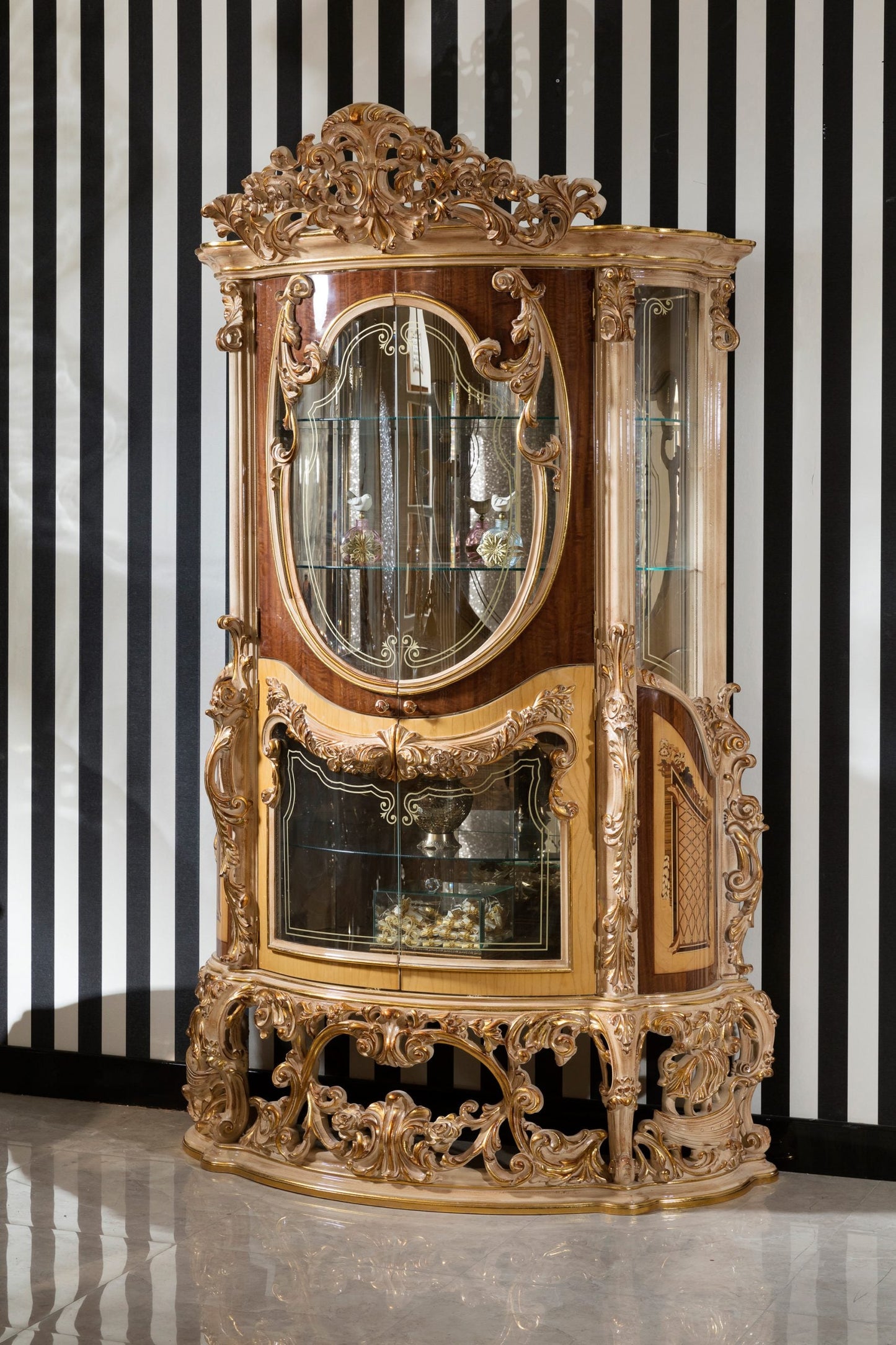 Amonte Dining Room Set