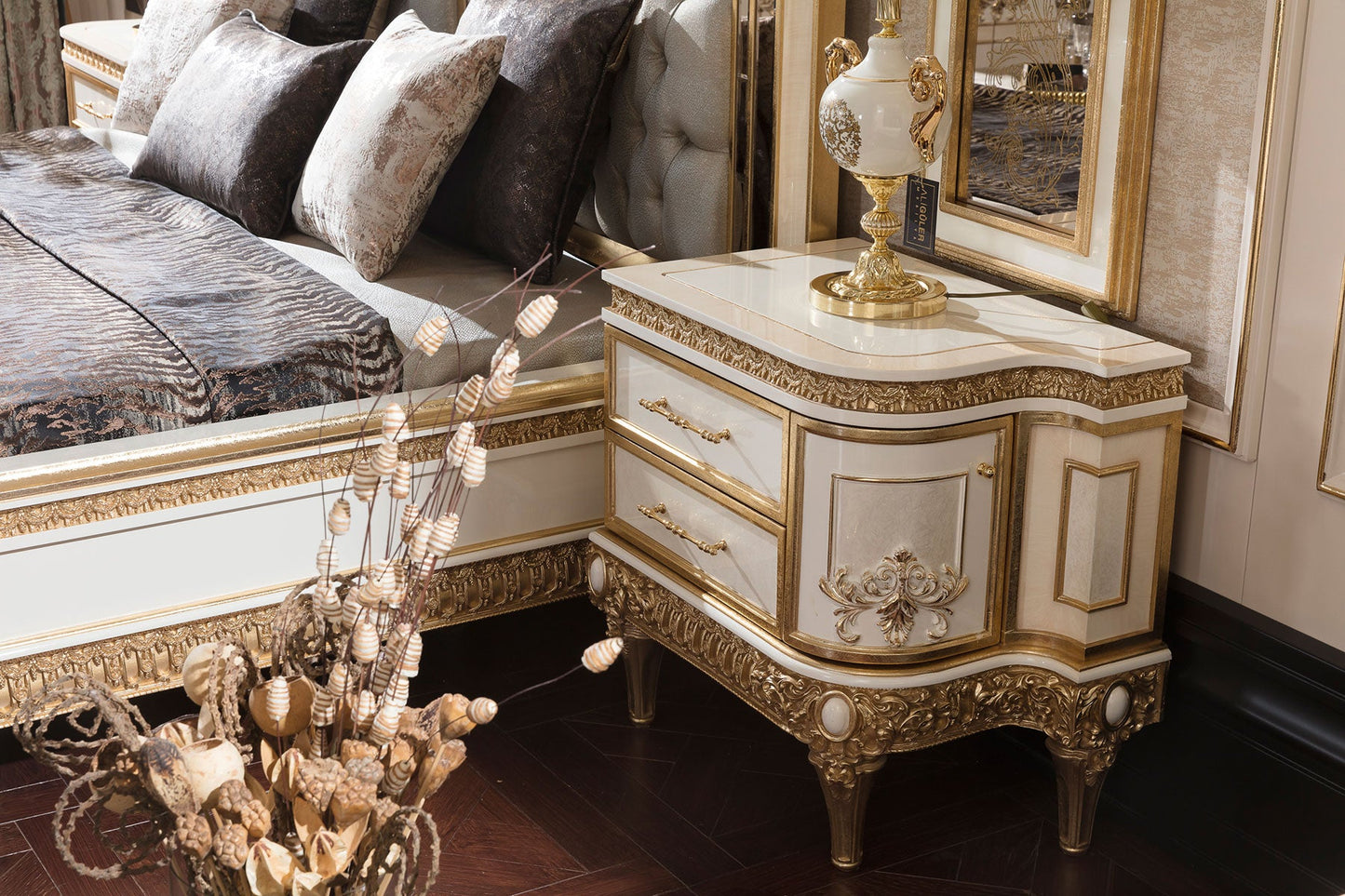 Kenvessa Bedroom Set