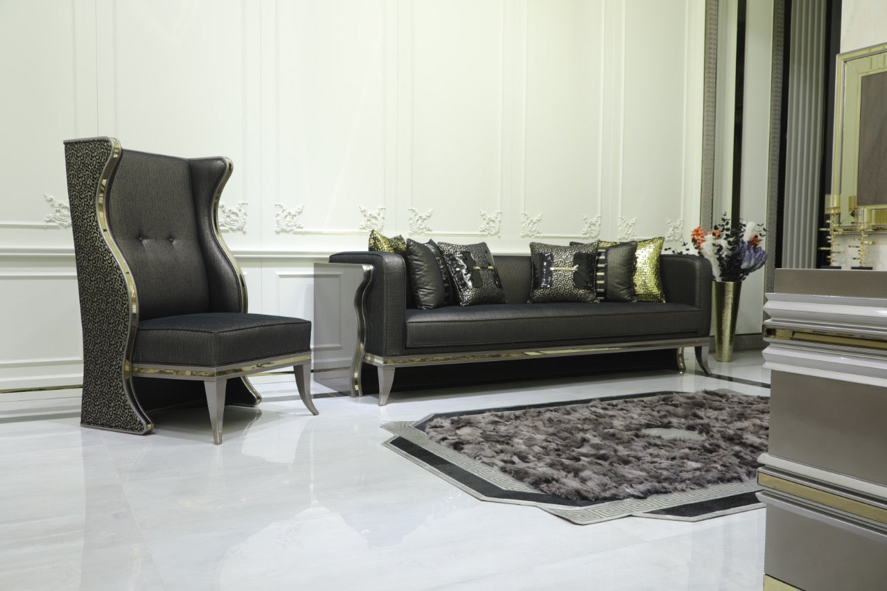 Hovella Sofa Set