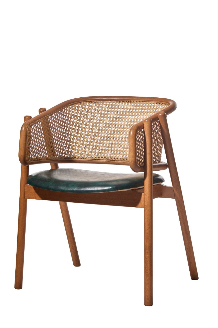 Aura Chair