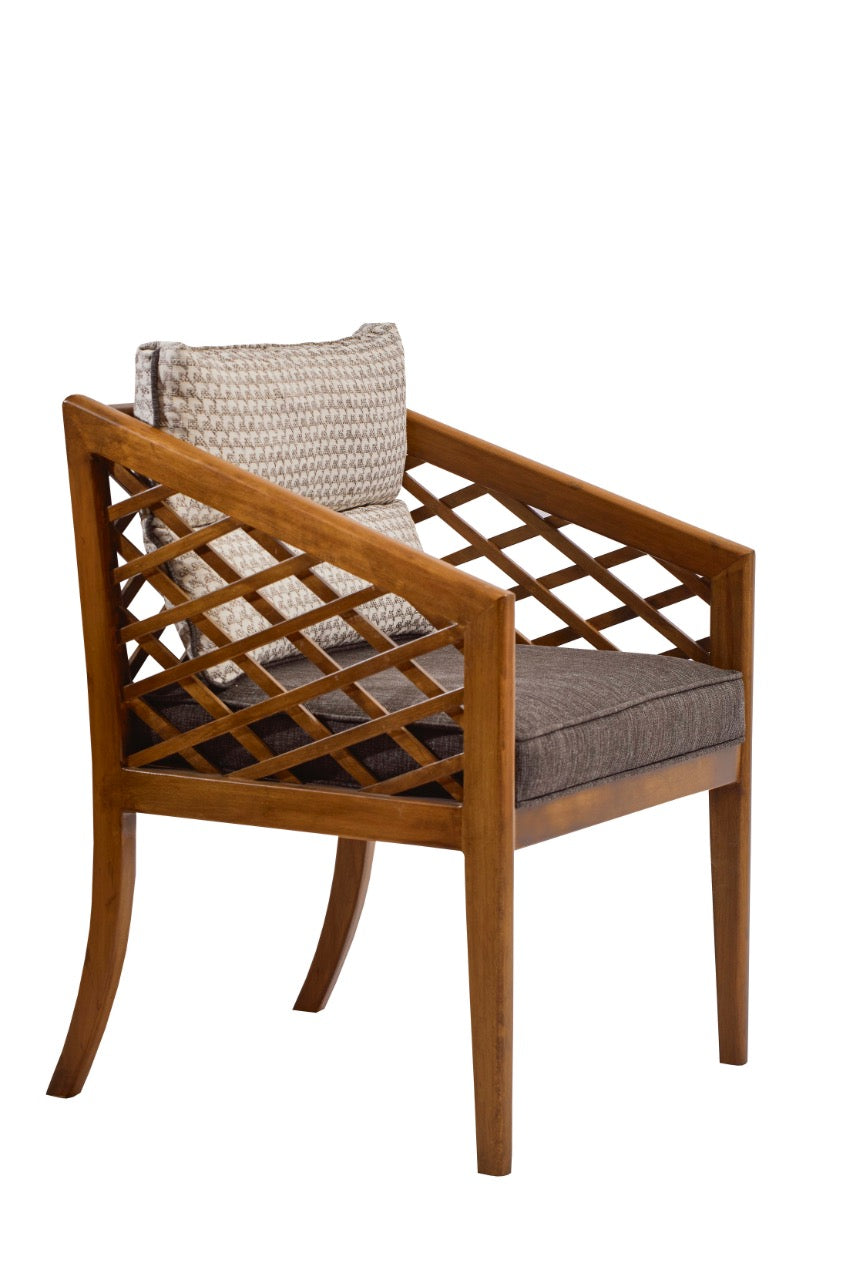 Grand Chair