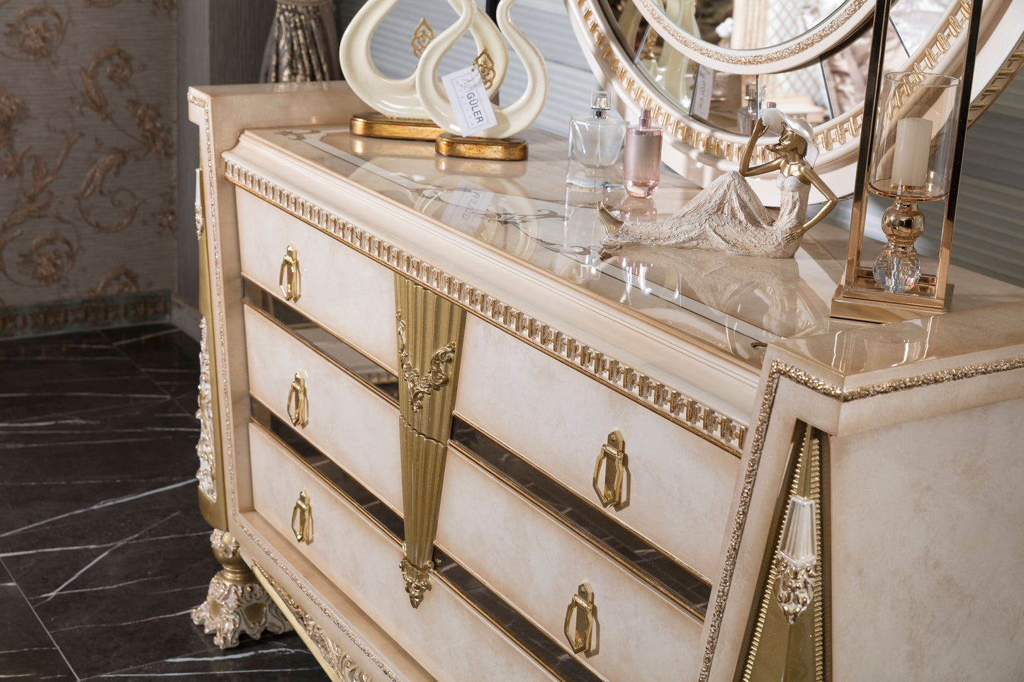 Morlina Bedroom Set